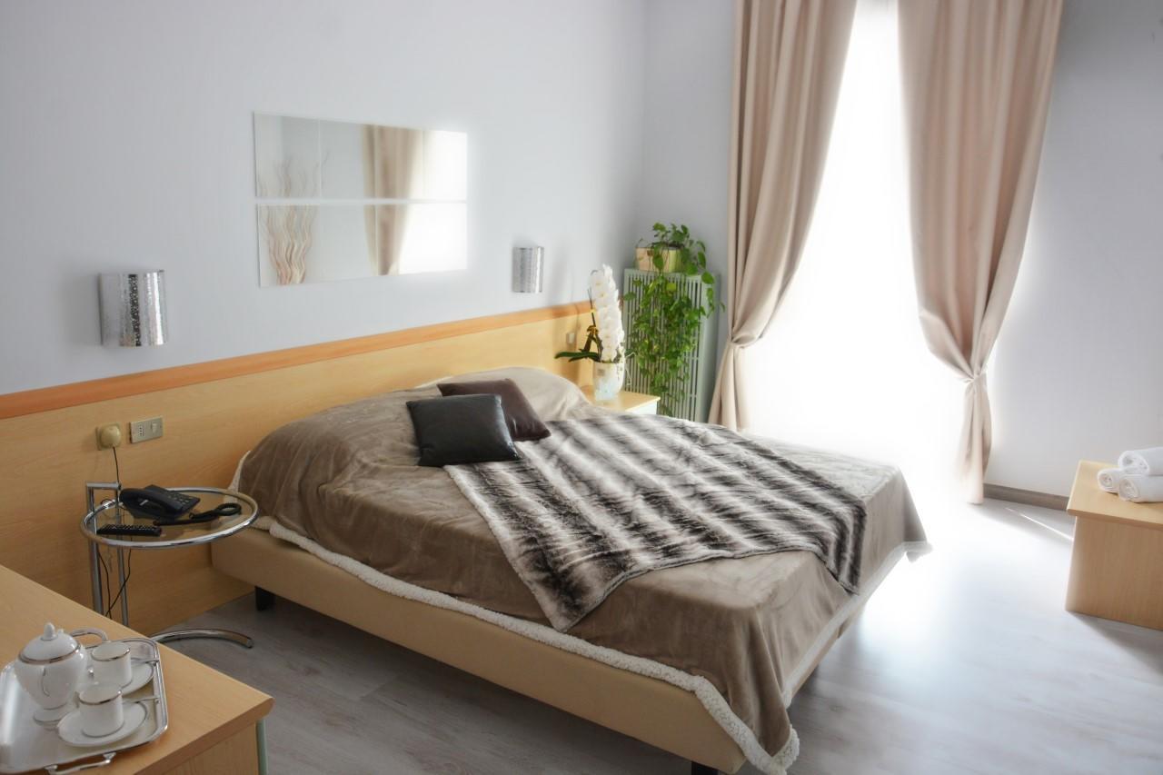 Hotel Oceano Peschiera del Garda Dış mekan fotoğraf