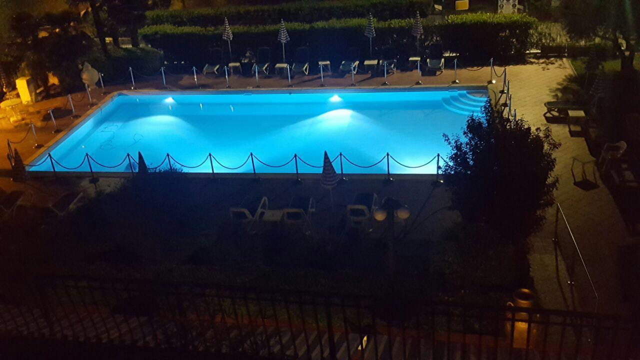 Hotel Oceano Peschiera del Garda Dış mekan fotoğraf