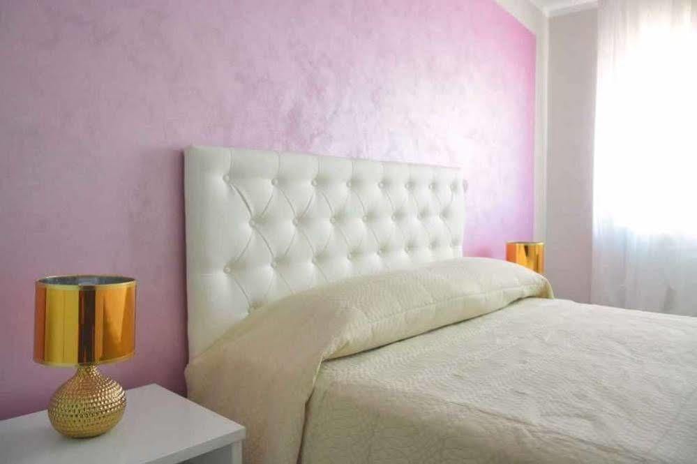 Hotel Oceano Peschiera del Garda Dış mekan fotoğraf